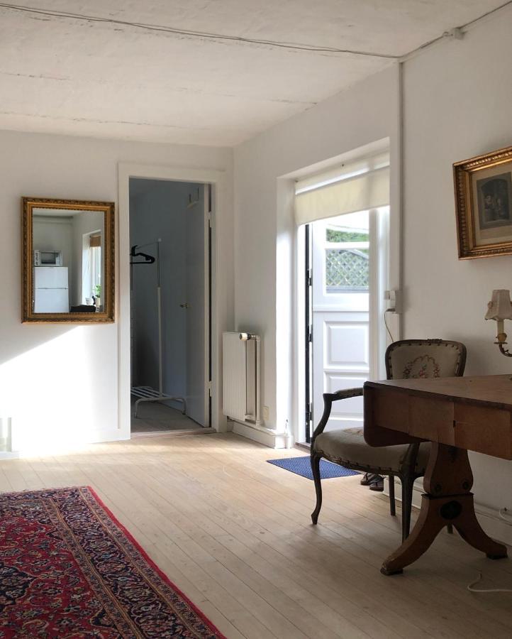 Appleflower Farm Retro Apartment Lillerod Екстер'єр фото